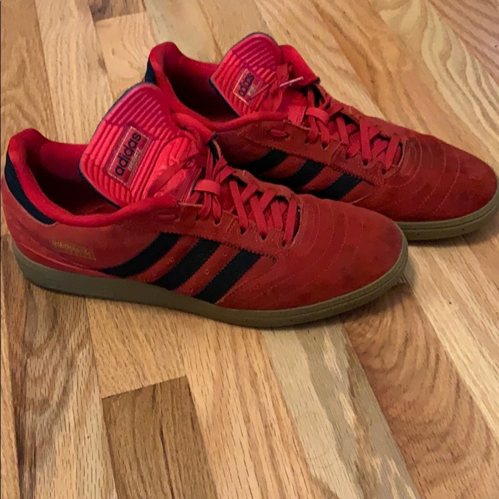 Adidas Buzenitz skate shoes